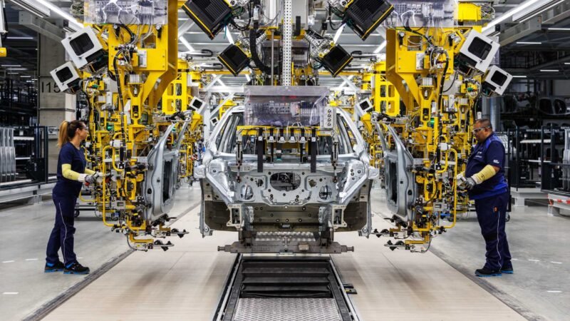 BMW Gen6 akkumulátor: BMW iX3 gyártása a debreceni BMW-gyárban